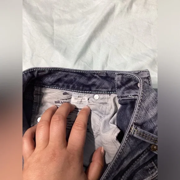 Silver Jeans Aiko Bootcut Medium Wash Size 27X31 (US 4) - Picture 11 of 15